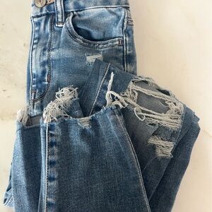 American Eagle Outfitters Distressed Ripped Skinny Jeans (000 Short)